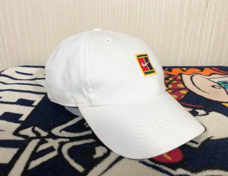 나이키 테니스코트 모자/캡(화이트) 이미지