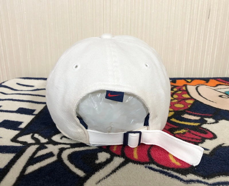 나이키 테니스코트 모자/캡(화이트) 이미지