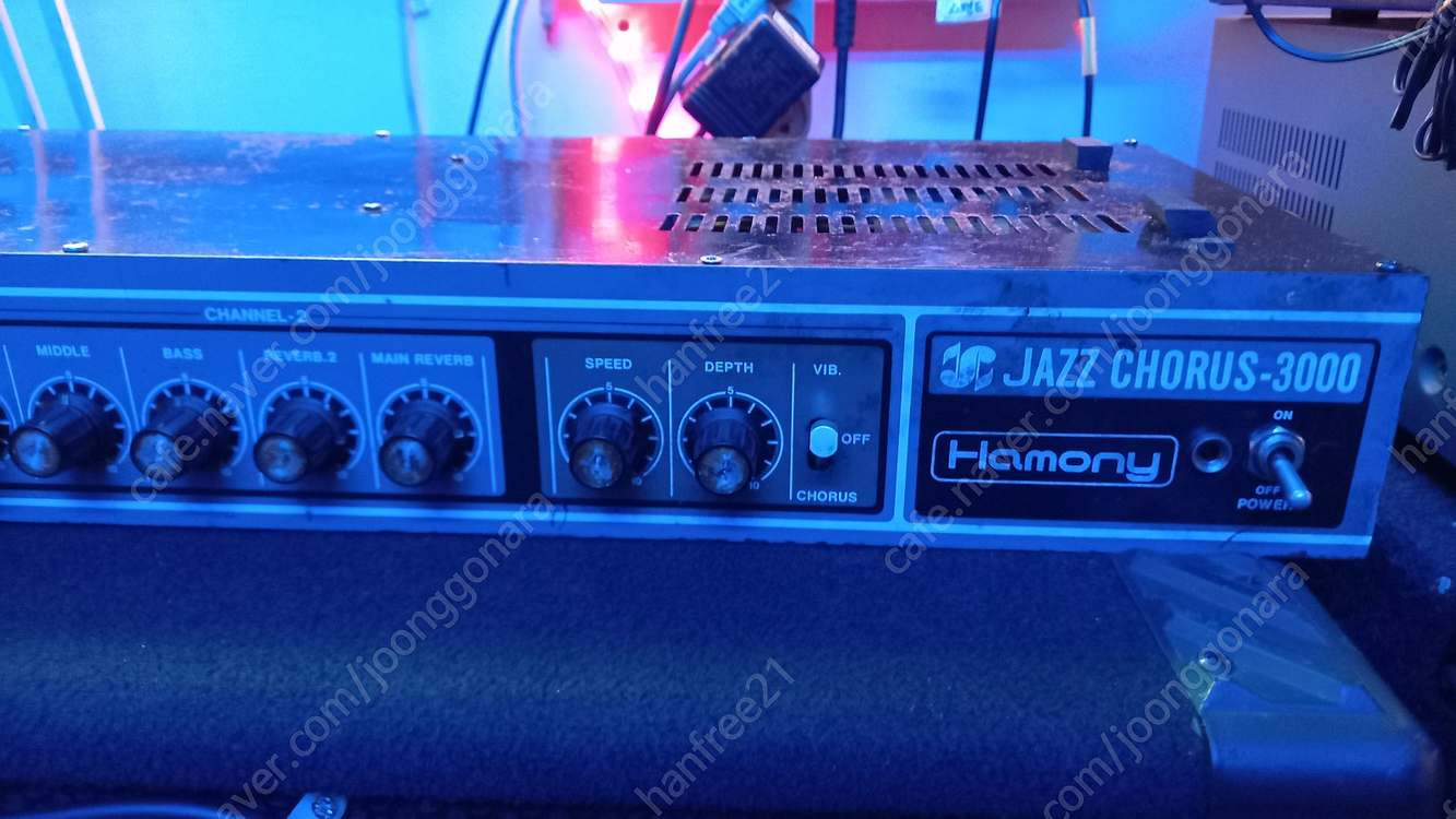 빈티지 하모니 기타 앰프 재즈코러스-3000 (하모니 ) 기타, (베이스 전용 앰프로도가능) 판매합니다 이미지