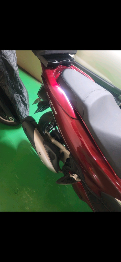 2020년식 혼다 PCX 레드 색상 팝니다 이미지