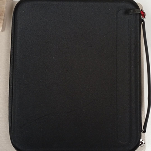 B06 아이패드 프로 에어 갤럭시탭 태블릿 하드 파우치 가방 케이스 33cm 13인치 팝니다 이미지