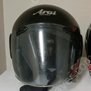 오토바이 헬멧 아라이 이미지