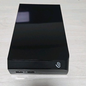 씨게이트 Backup Plus Hub 8TB 외장하드 이미지