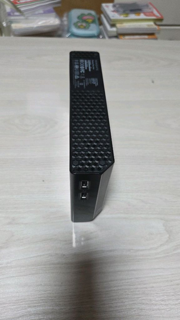 씨게이트 Backup Plus Hub 8TB 외장하드 이미지