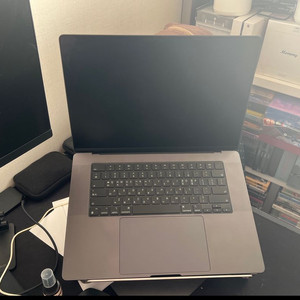 맥북프로 16인치 M4 MAX(16코어, 40코어 GPU, 16코어 뉴럴엔진), 128RAM, 2TB, 나노텍스처O 이미지