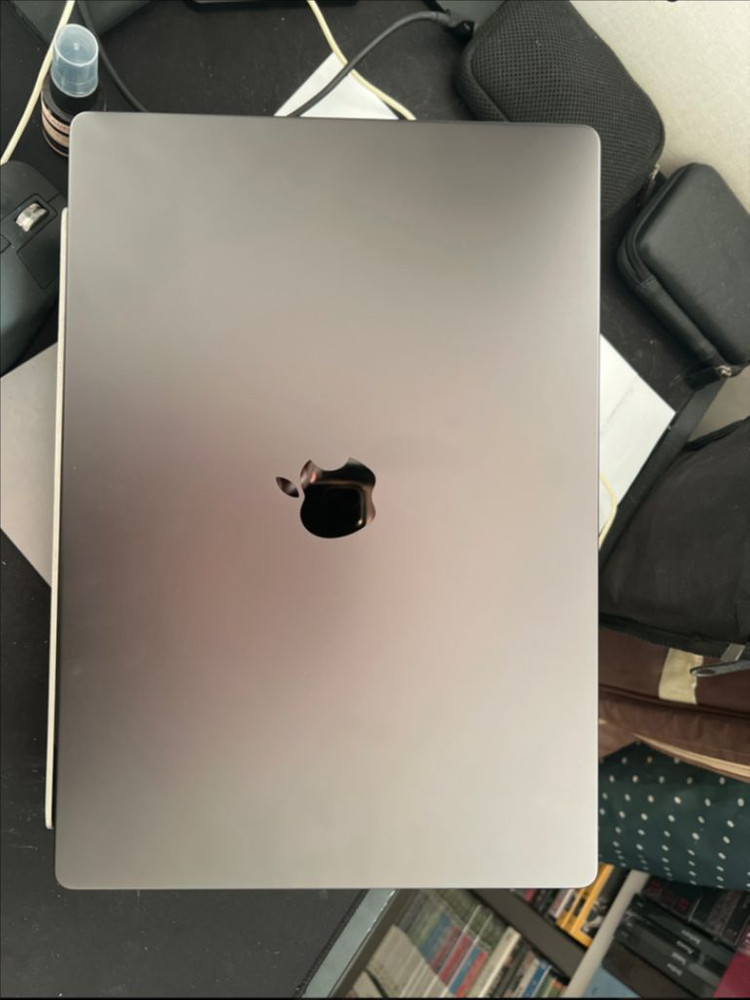 맥북프로 16인치 M4 MAX(16코어, 40코어 GPU, 16코어 뉴럴엔진), 128RAM, 2TB, 나노텍스처O 이미지