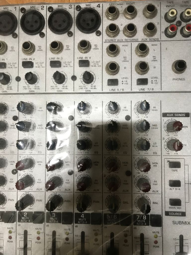 베링거 UB1204-PRO 믹신콘솔 이미지