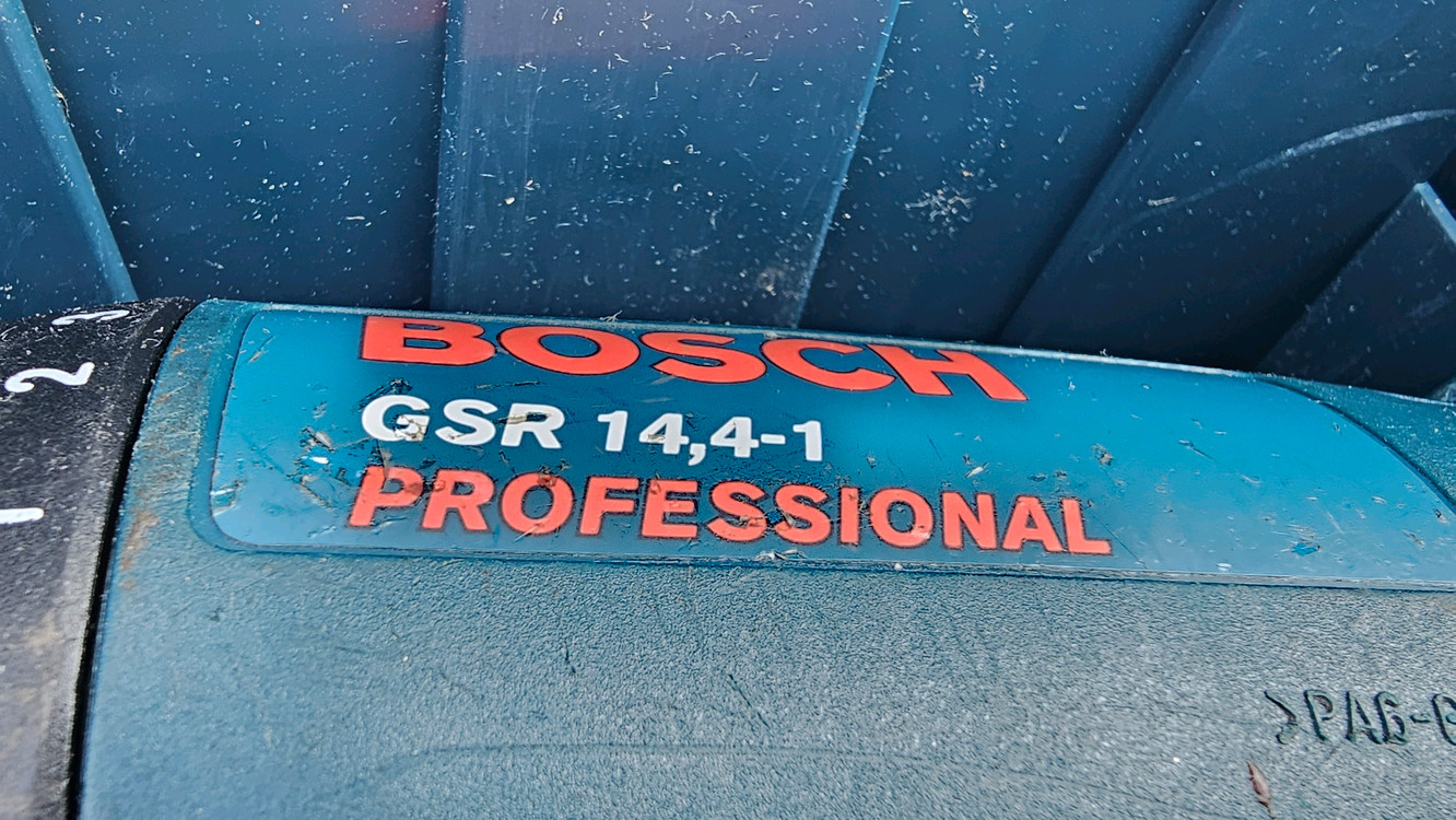 보쉬 GSR 14,4-1 전동공구 세트 이미지