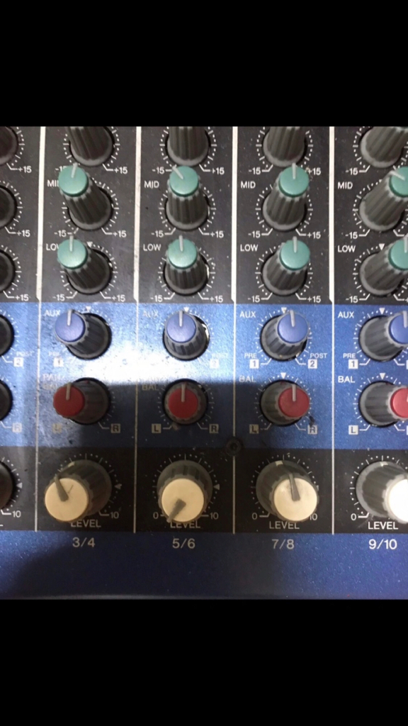 YAMAHA MG10/2 믹싱 콘솔 이미지