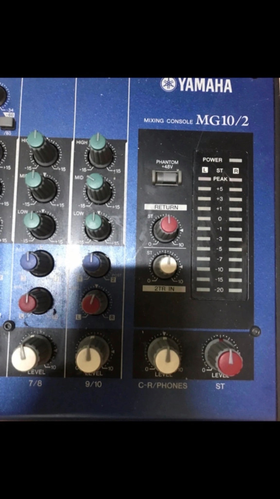 YAMAHA MG10/2 믹싱 콘솔 이미지