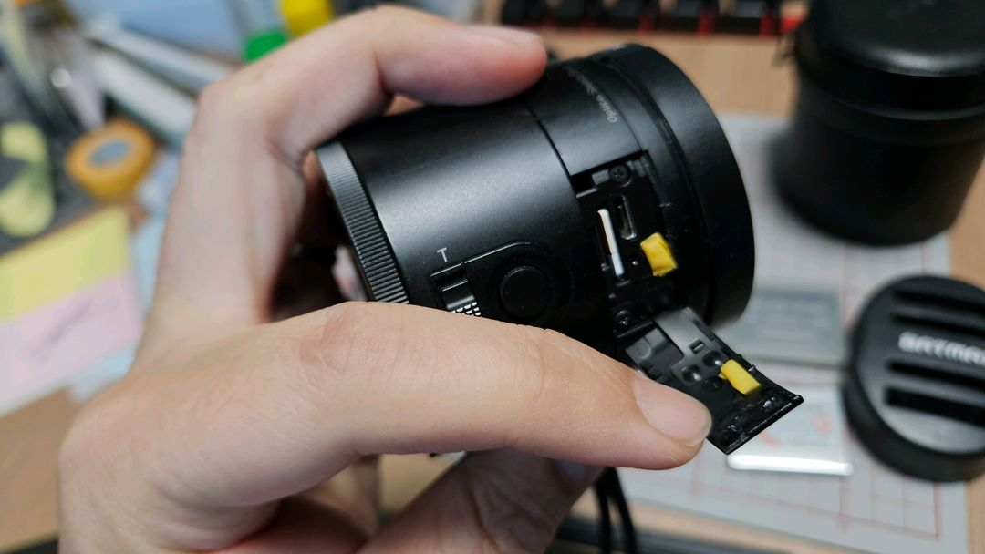 Sony QX100과 슈팅그립 그리고 악세서리 이미지