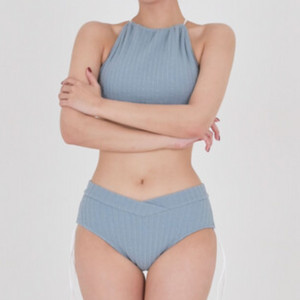 포럴폴웨어 니트 홀터세트(로우L/M) 이미지