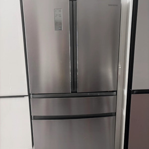 목동[이사정리] 삼성 스탠드 메탈 양문형 김치냉장고 (4/30이삿날) 505L 이미지