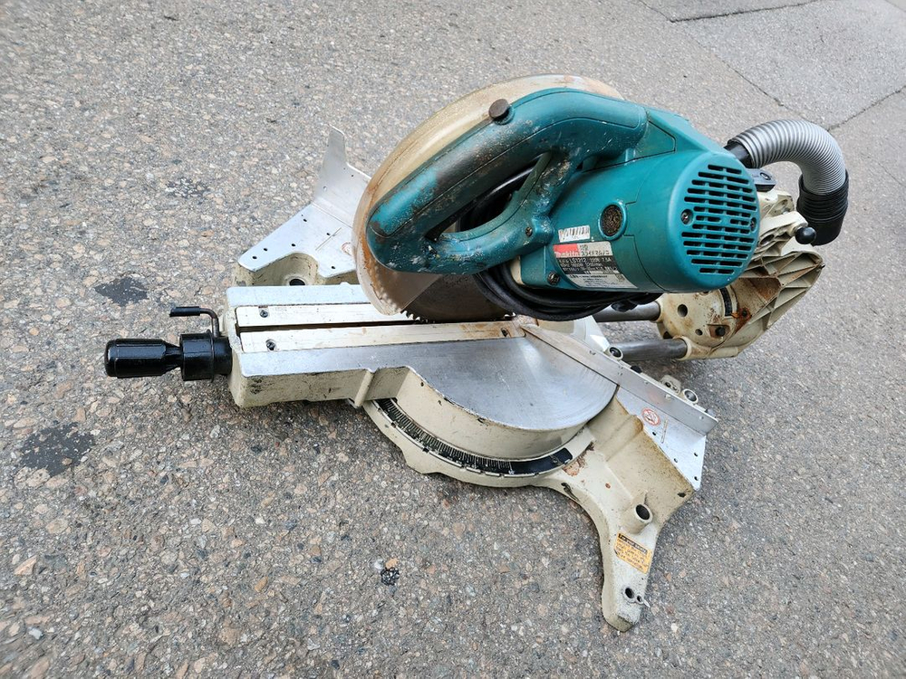 일제 마끼다 슬라이딩 각도절단기 12인치 이미지