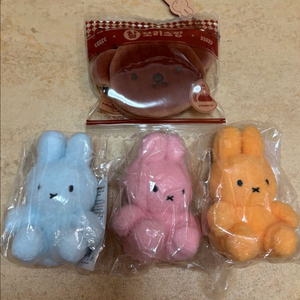 경주 미피스토어 찰보리스빵 파우치 메가박스 크리미 미피 인형 키링 양도 판매 일괄 스카이 핑크 오렌지 이미지