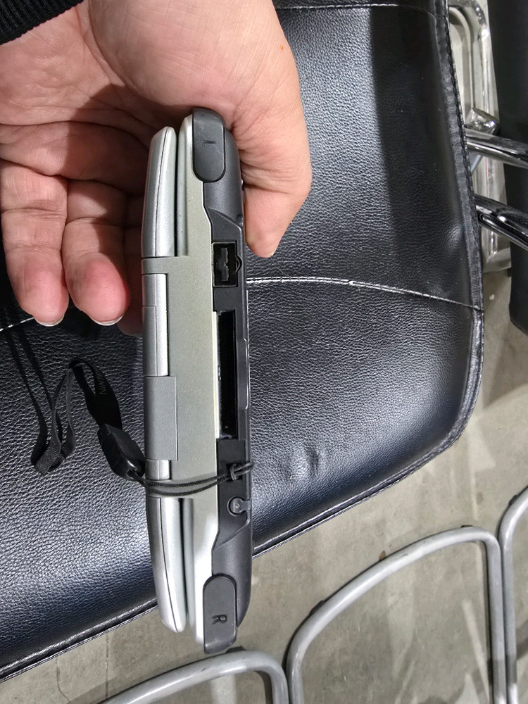 부품용 닌텐도 DS 뚱샵 NTR-001 본체 이미지