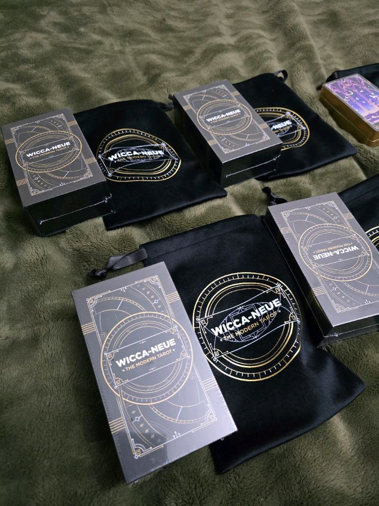 최현우 마술사x리페ryepe 텀블벅 위카뉴 타로카드 오리지널덱 팝니다. 이미지