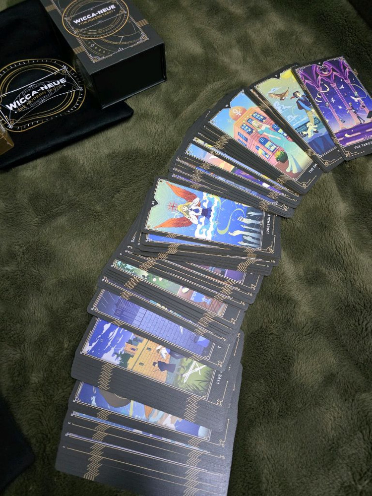 최현우 마술사x리페ryepe 텀블벅 위카뉴 타로카드 오리지널덱 팝니다. 이미지