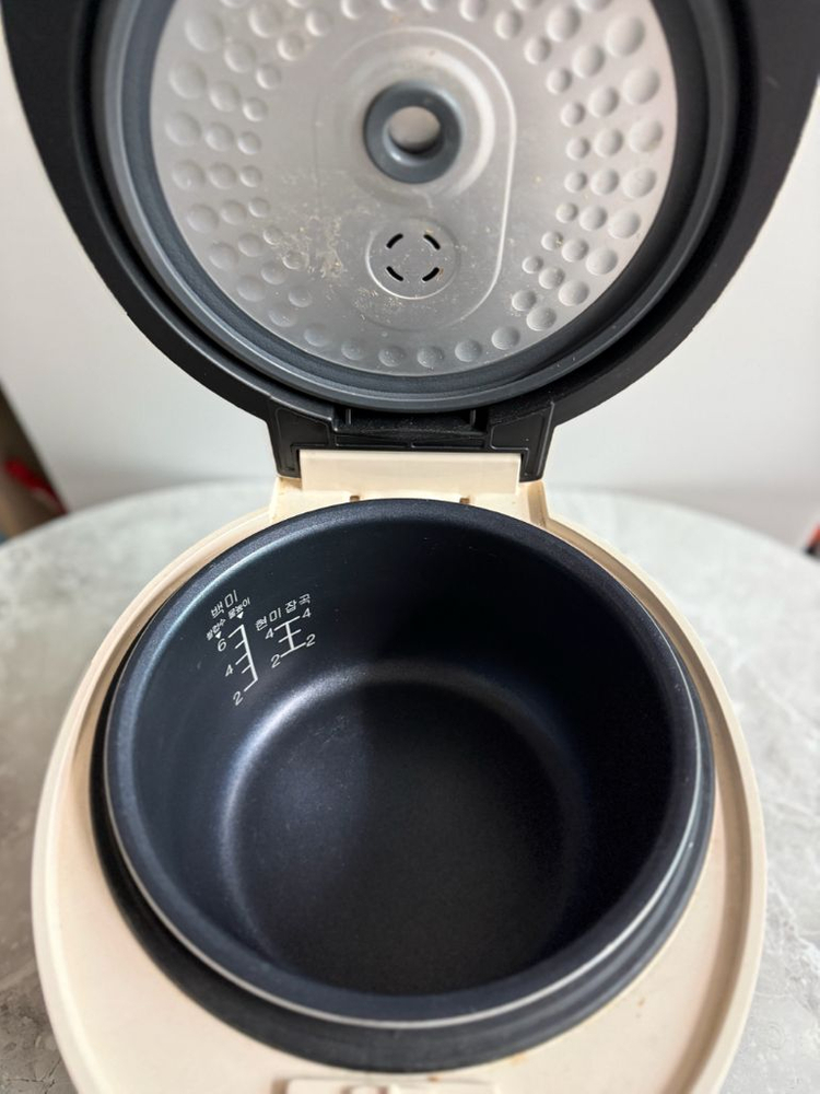 쿠첸 밥솥 6인용 이미지