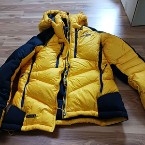 아이더 패딩 사이즈 S 이미지