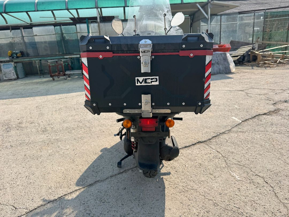 혼다 벤리110 17년 짧은키로수 풀옵션 입니다 이미지