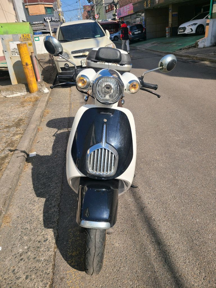 대림 아로마125오토바이 부품용으로 판매합니다 이미지