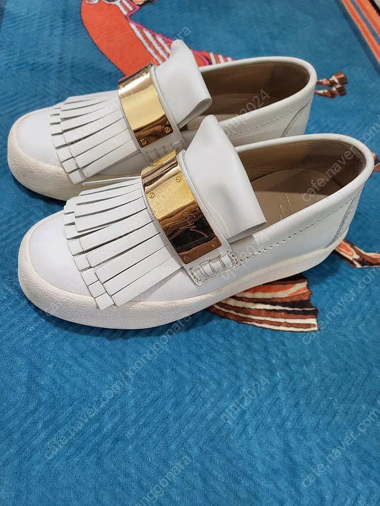 정품 쥬세페자노티 화이트 가죽 스니커즈 220mm 이미지