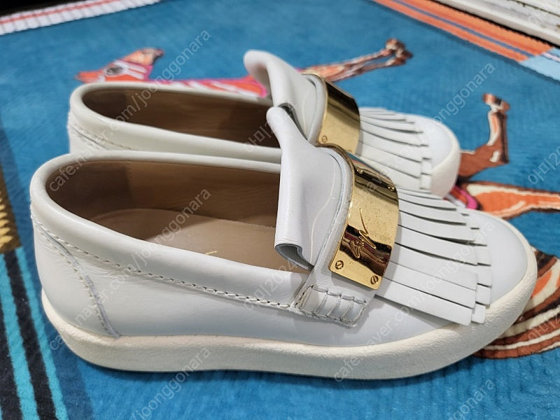 정품 쥬세페자노티 화이트 가죽 스니커즈 220mm 이미지