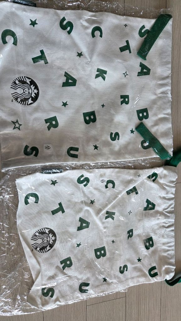스타벅스 리유저블백.타포린백.부직포.가방 이미지