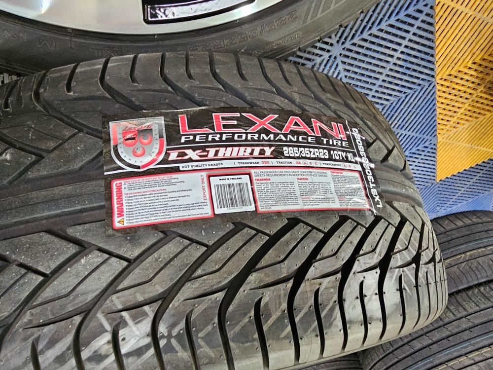 아우디 RSQ8 커스텀 스타일 23인치 신품휠타이어 세트 이미지