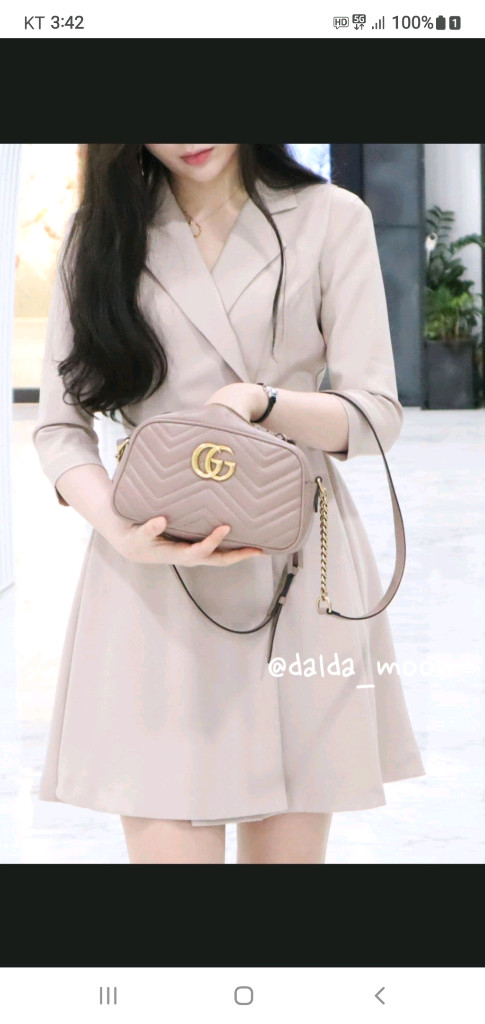 구찌 마몬트 마틀라세 스몰 크로스백 정품S급(감정O)구찌프라다루이비통디올고야드샤넬셀린느보테가생로랑발렌시아가버버리가방 이미지