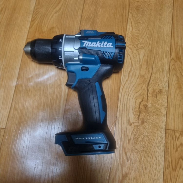 마끼다 18v 드릴드라이버 DDF489Z 이미지