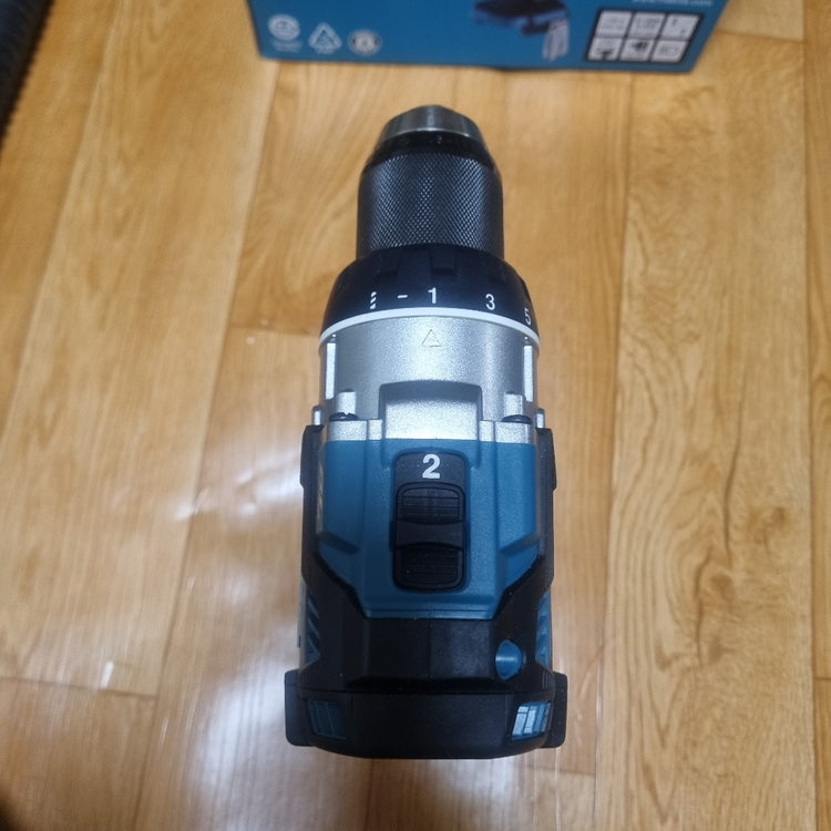 마끼다 18v 드릴드라이버 DDF489Z 이미지