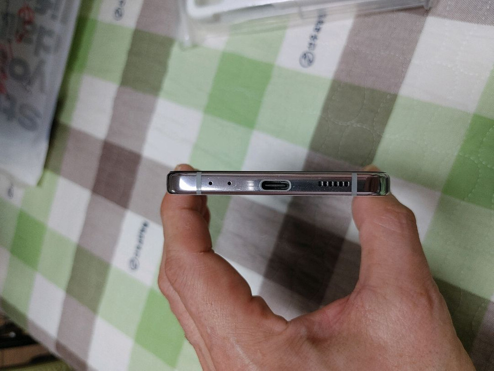 S급 ㅡ 갤럭시 Z플립4 256GB + 새케이스 이미지