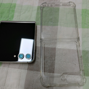 갤럭시 Z플립5 256GB 이미지