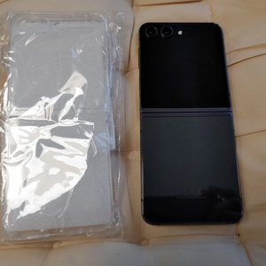 S급 ㅡ 갤럭시 Z플립5 256GB + 새케이스 이미지