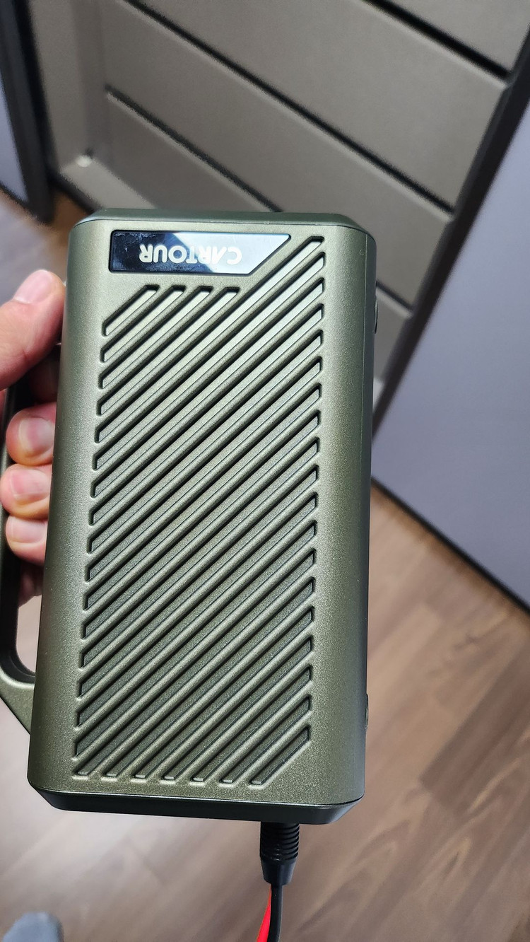 카투어(알피쿨) 미니핸디배터리 팝니다 이미지