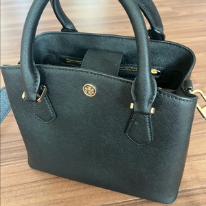 토리버치가방 triple compartment tote 깨끗 이미지