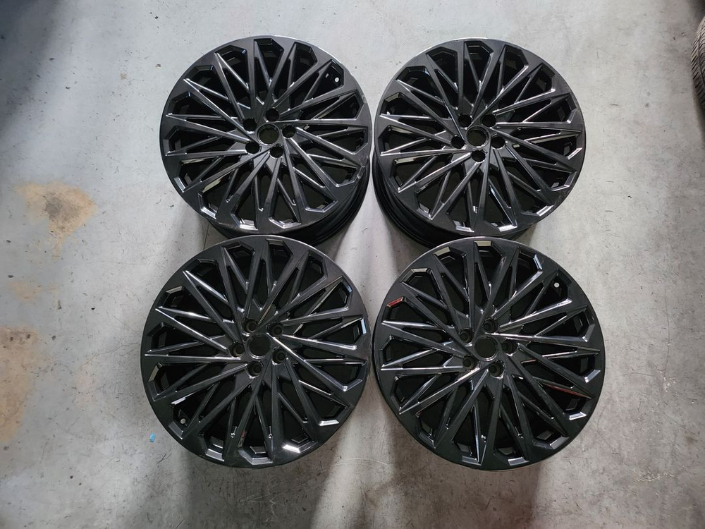 올뉴 팰리세이드LX3 21인치 캘리그라피 블랙휠 순정휠 중고휠 팝니다 이미지