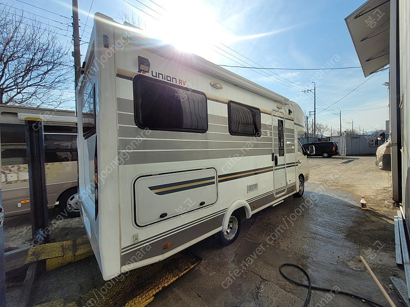 유니온캠핑카 이미지