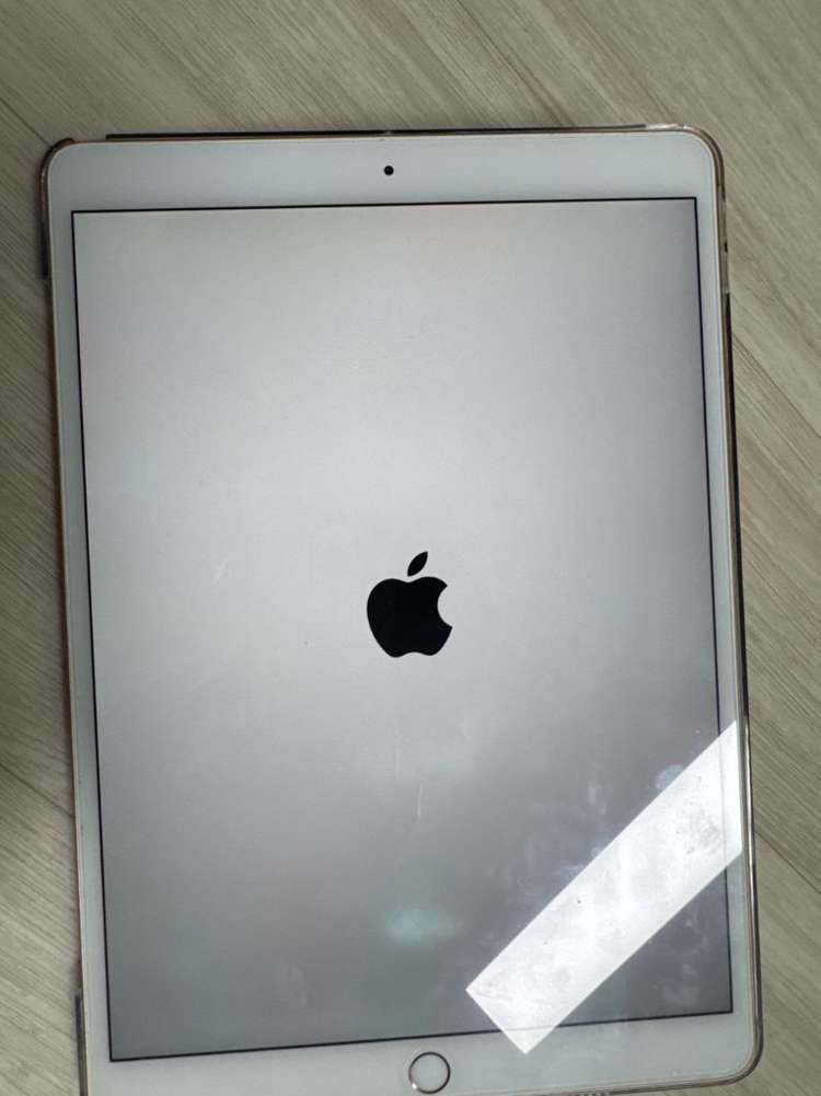 아이패드 에어3 팝니다 이미지