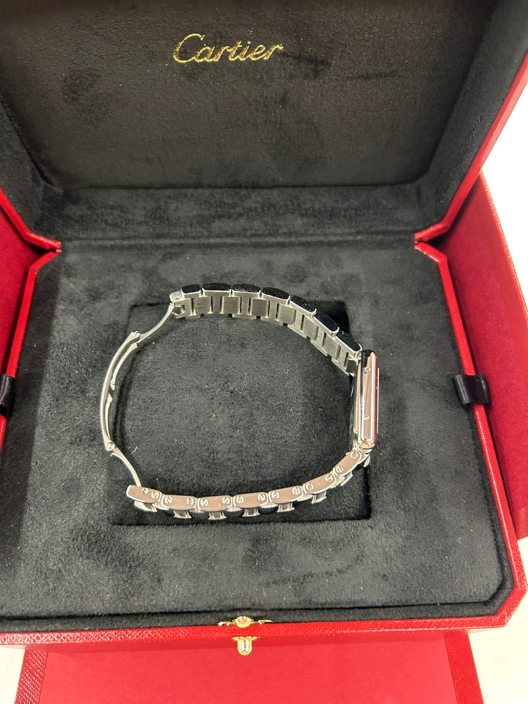 까르띠에 탱크 머스크 이미지