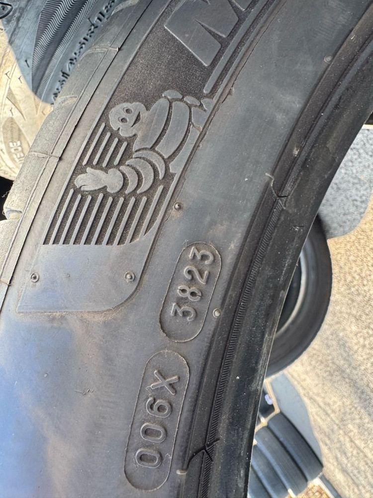 325 35 22 미쉐린 PILOT SPORT4 S 타이어 1본 이미지