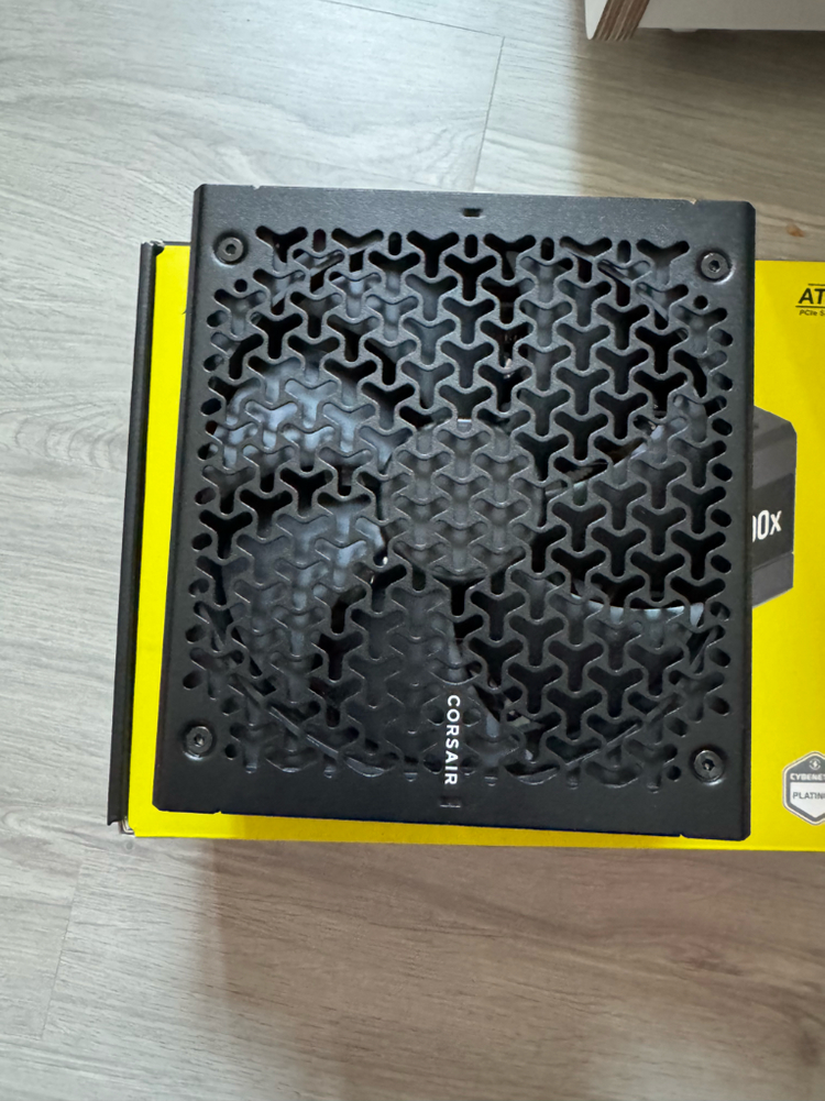 커세어 rm1000x 이미지