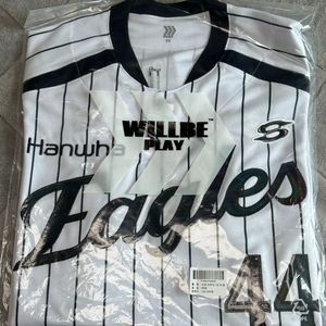 한화 김서현 30세이브 기념 유니폼 이미지