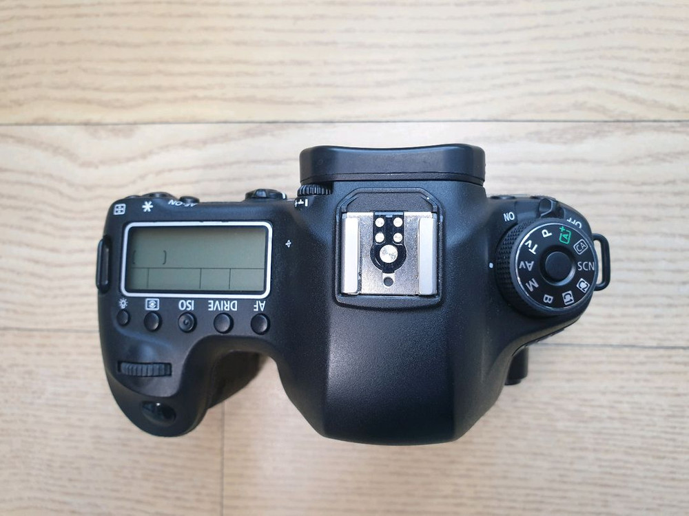 캐논 EOS 6D DSLR 카메라 바디(렌즈제외) 이미지