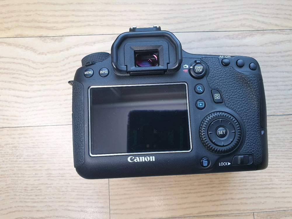 캐논 EOS 6D DSLR 카메라 바디(렌즈제외) 이미지