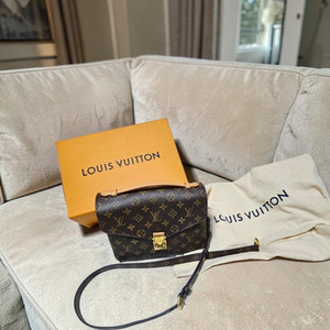 루이비통 포쉐트 메티스 이미지
