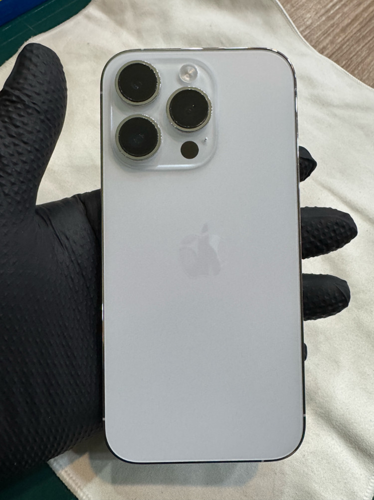 아이폰14프로 128G 실버색상 이미지