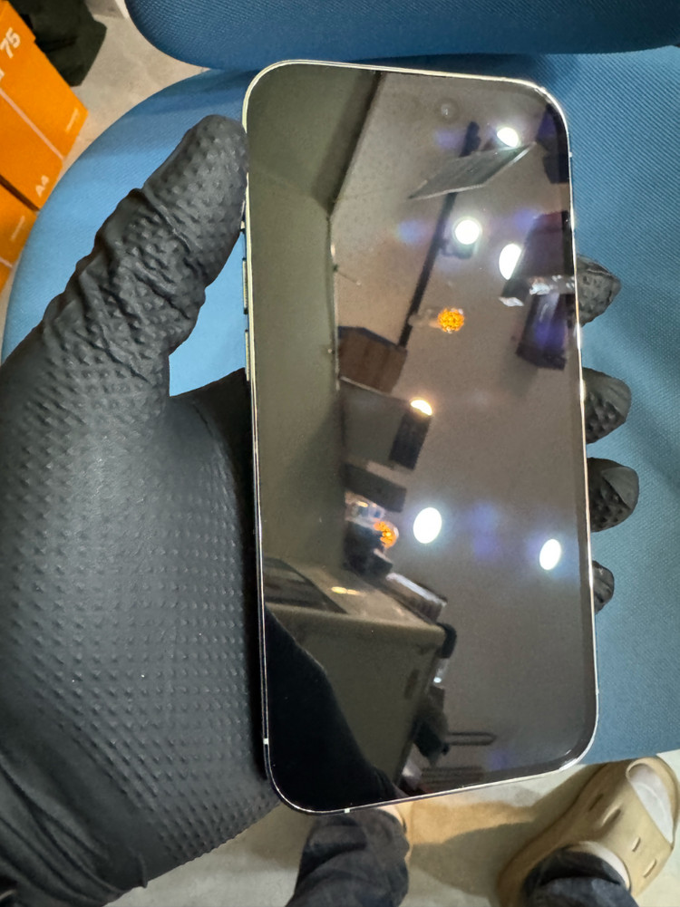 아이폰14프로 128G 실버색상 이미지